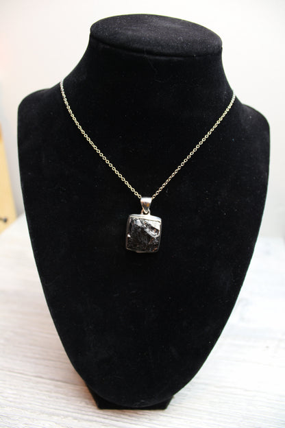 Shungite pendant in .925 silver